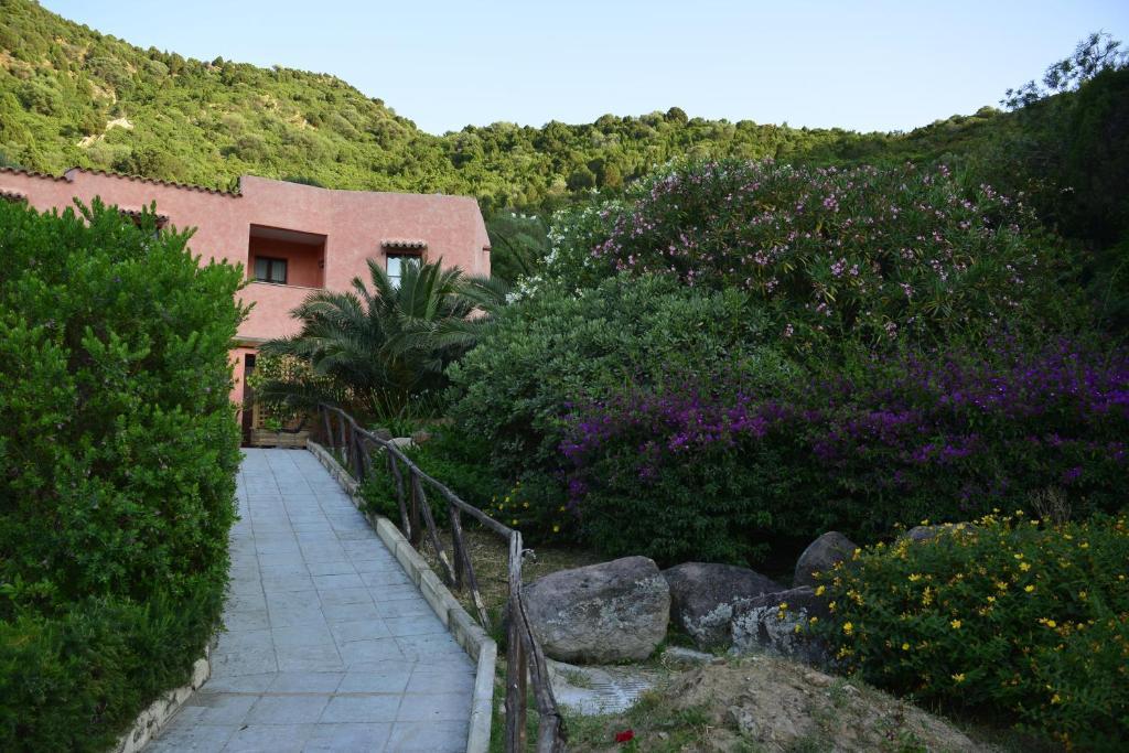 Sosventos Village Hotel Teulada Exterior photo